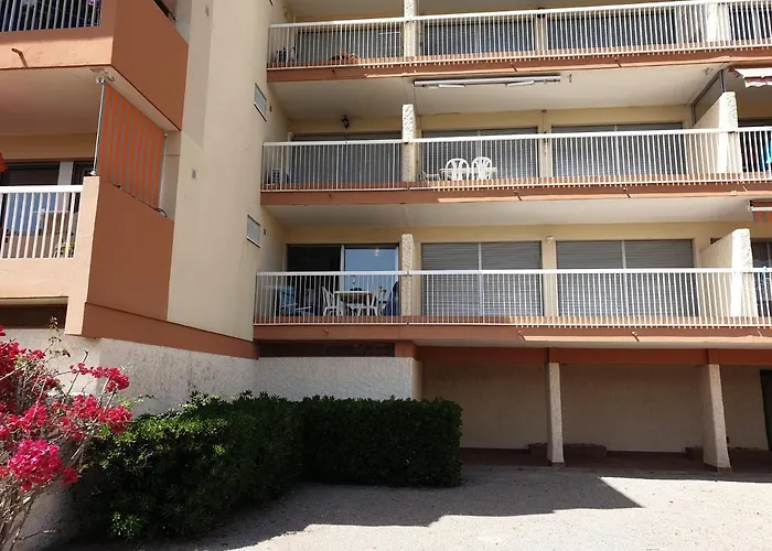 Saint-raphael La Peguiere Face A La Vue *