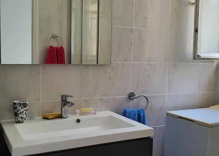 Saint-raphael La Peguiere Face A La Vue Saint-Raphaël